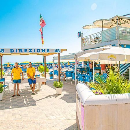 Hotel Ambasciatori Bellaria-Igea Marina Exteriör bild